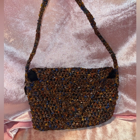 Handmade Plastic bag and string purse. - Picture 6 of 9